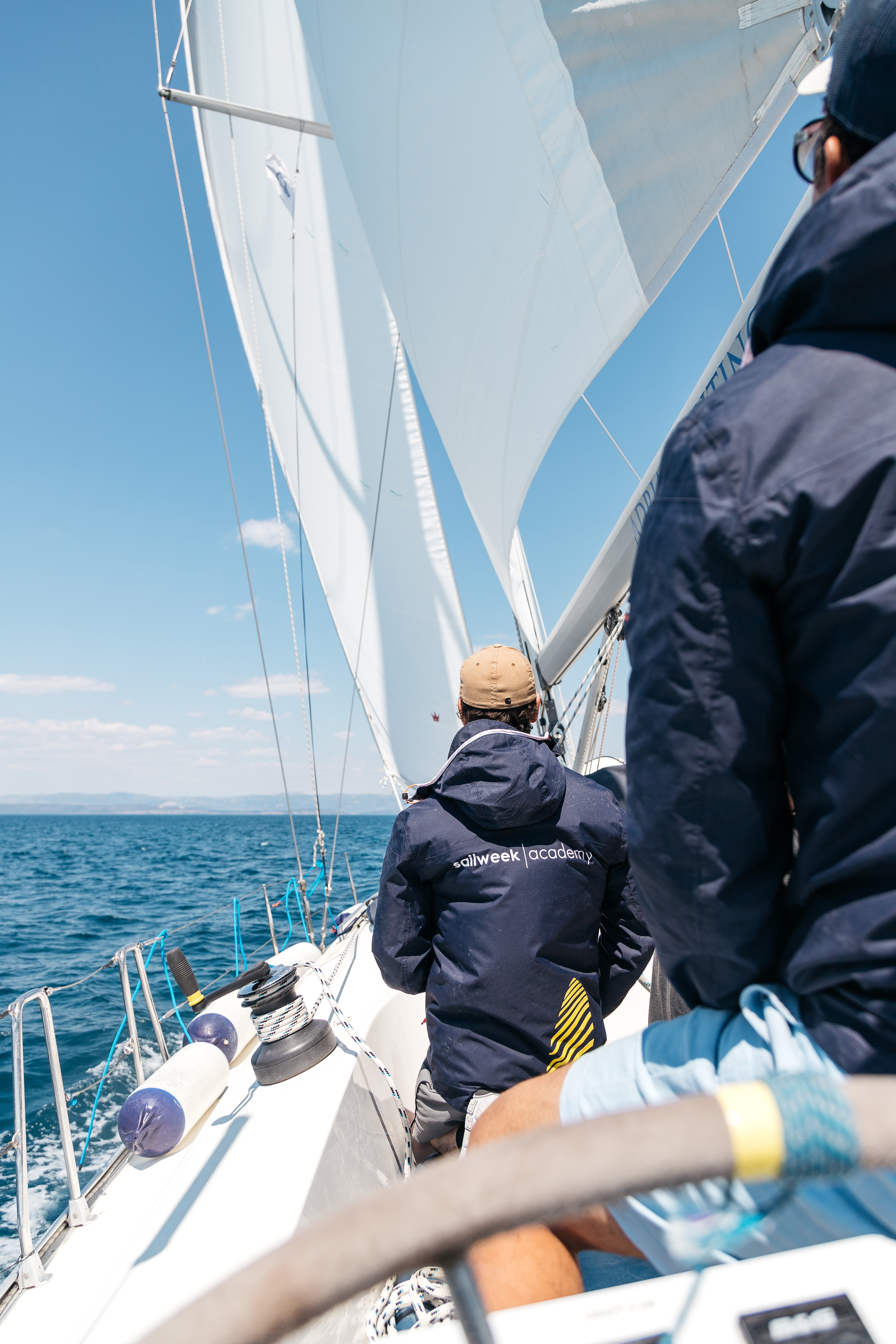 Practical SailWeek Academy training on board